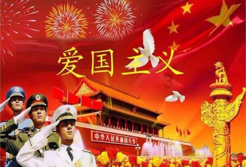 她是爱丽丝梦游仙境的原型,一个忧郁的小女孩,被作者拍了7年